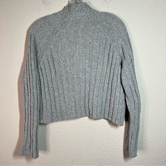 American Eagle Gray Rib Chunky Cabble-knit Mock Neck Crop Sweater Women's Small - Picture 5 of 6